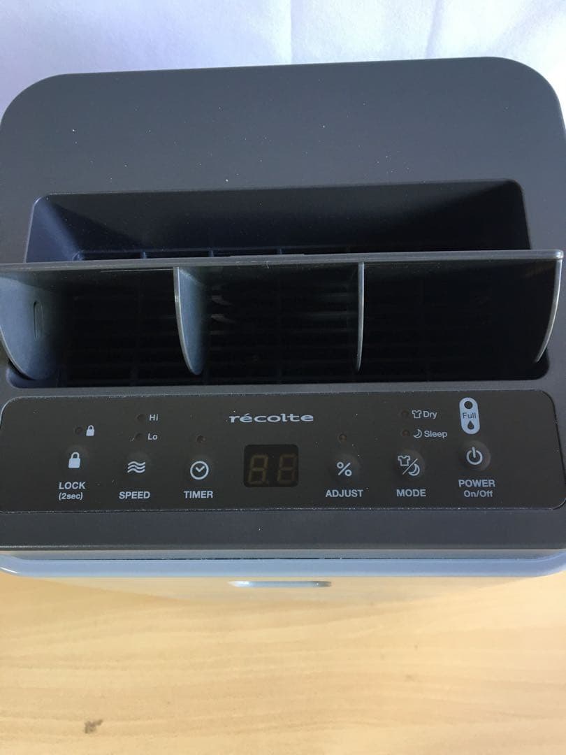 週末セール！レコルト部屋干し除湿機（RDH-1）使用感少なめ、除湿、部屋干し