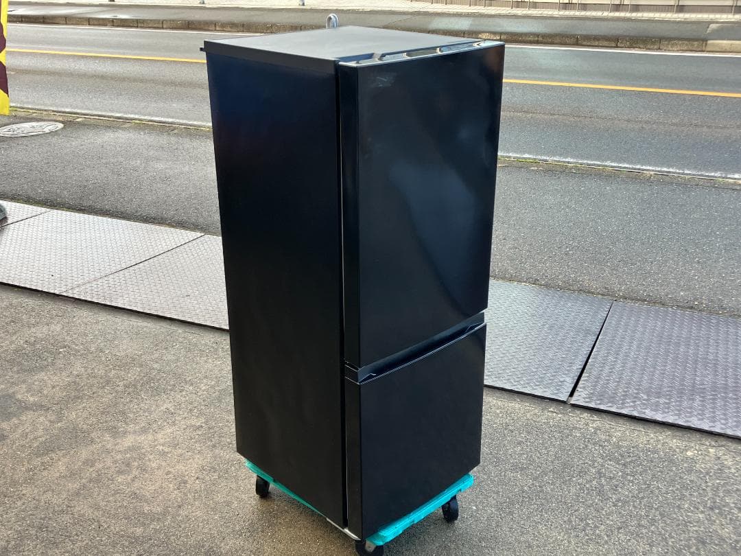 愛知岐阜/送料込★amadana　154L冷蔵庫 AT-RF150-BK　21年