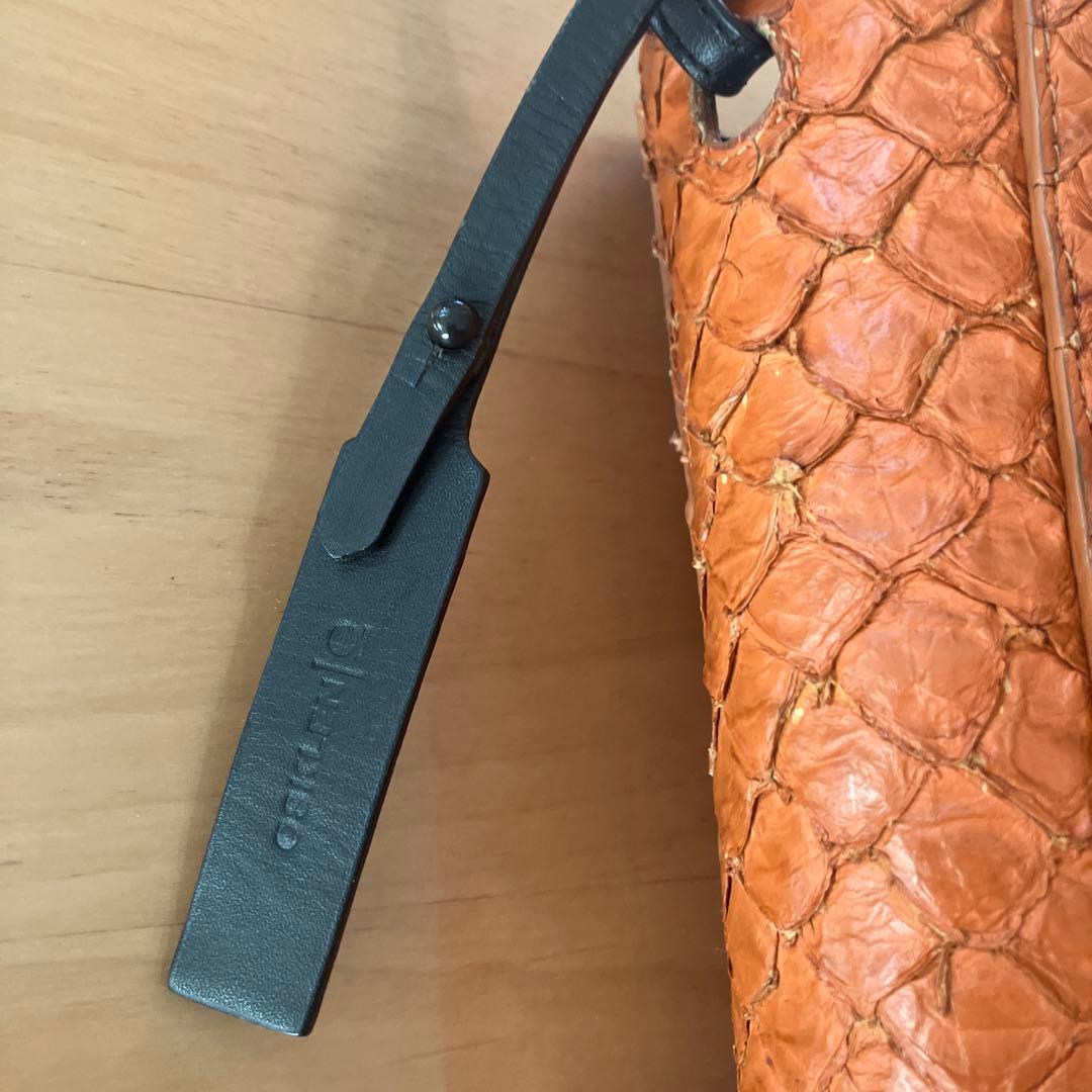 【OSKLEN】オスクレン ピラルク レザー ショルダーバッグ