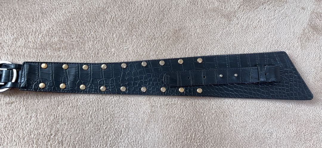 d.i.a. ムーンロゴベルト