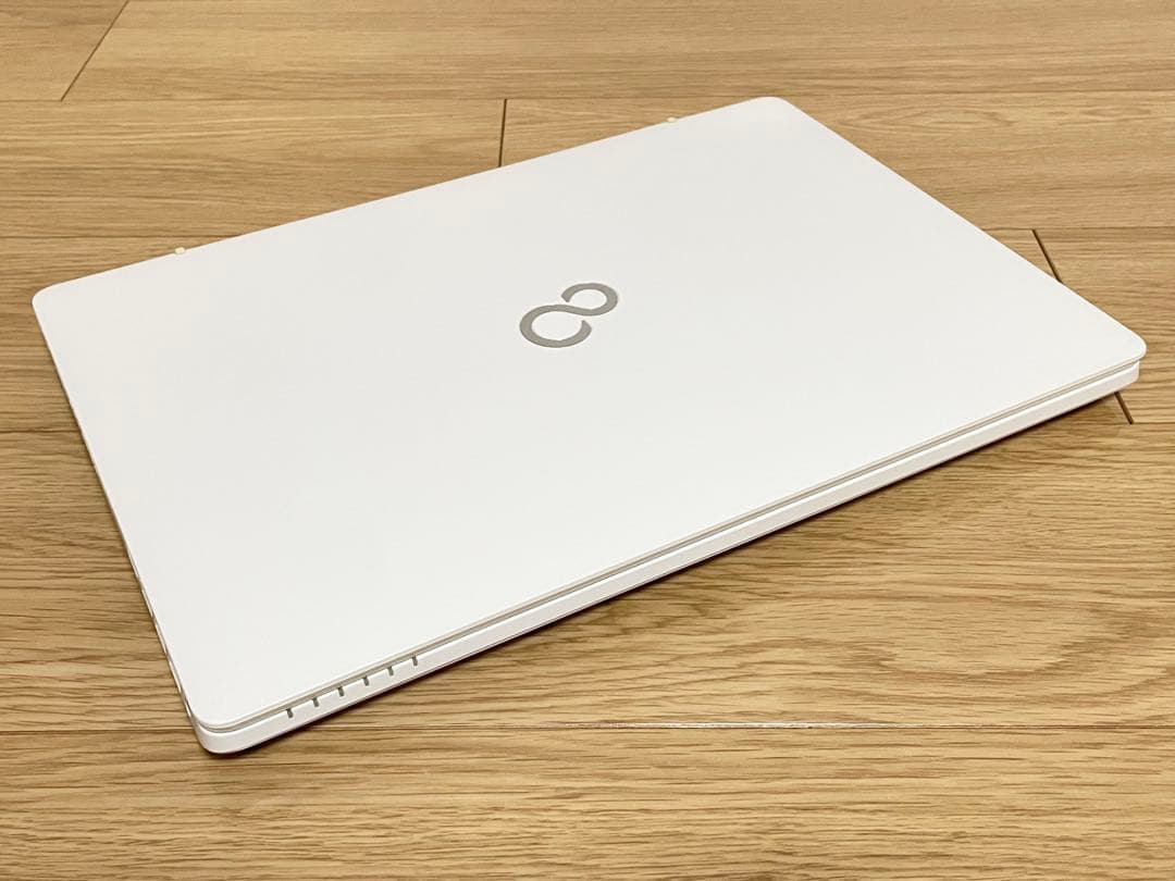 【美品】富士通 LIFEBOOK i7-6700HQ 16GB SSD256GB