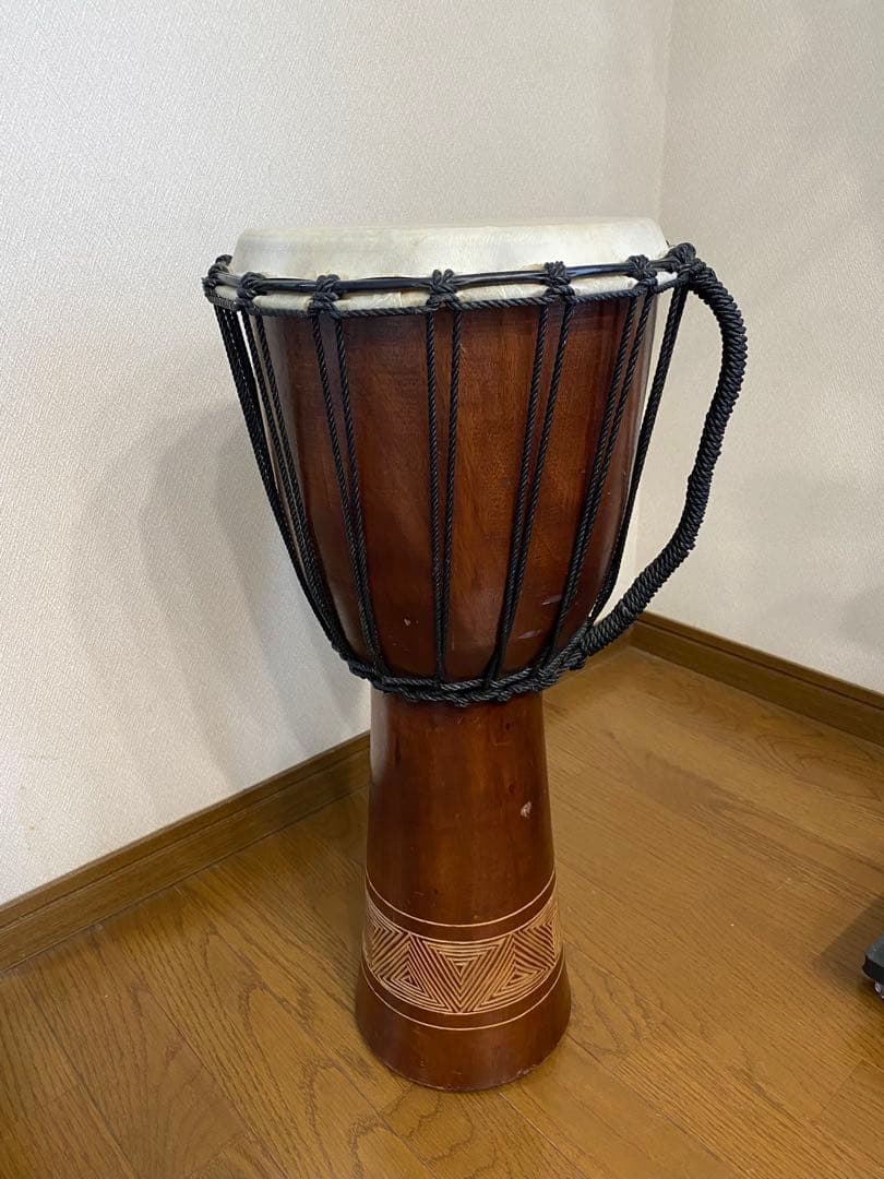 ジャンベ　打楽器　（送料込み）
