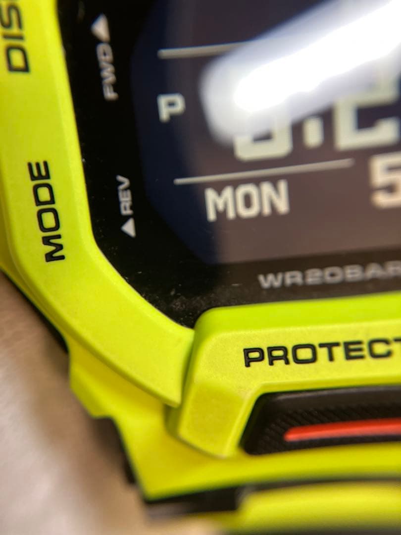 【中古】【稼働品】G-SHOCK GBDー200ー9JF蛍光イエロー