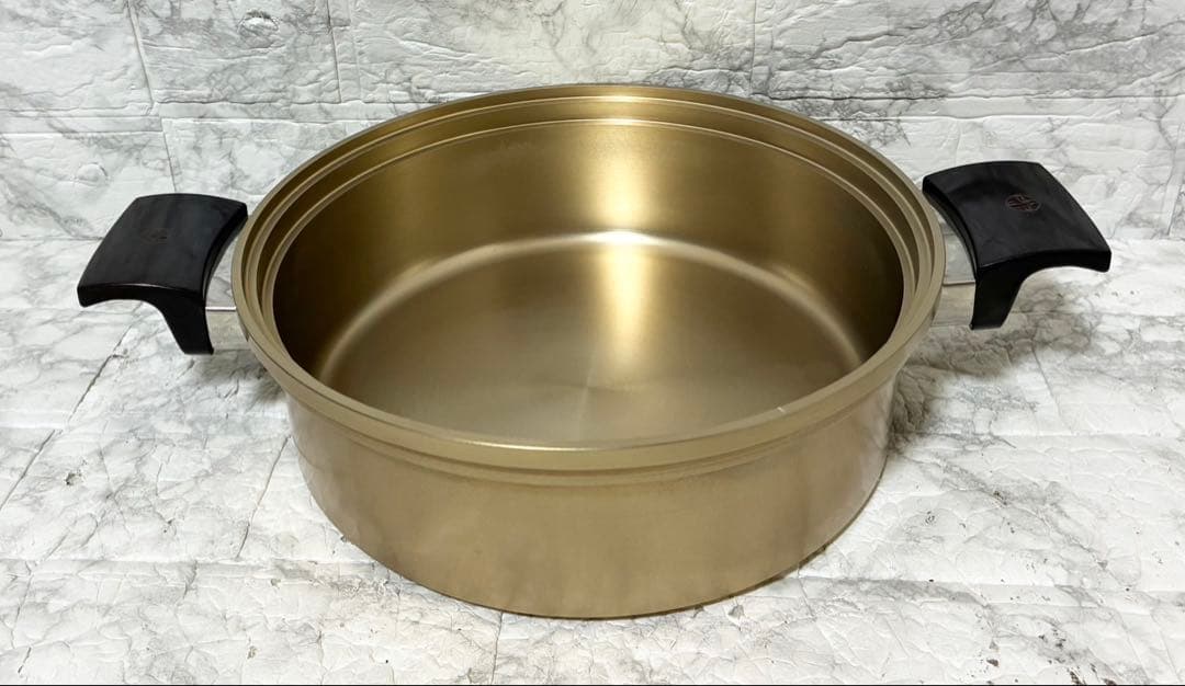 【希少 美品】しばのキッチン 両手鍋 ガラス蓋 最高級ゴールドシリーズ