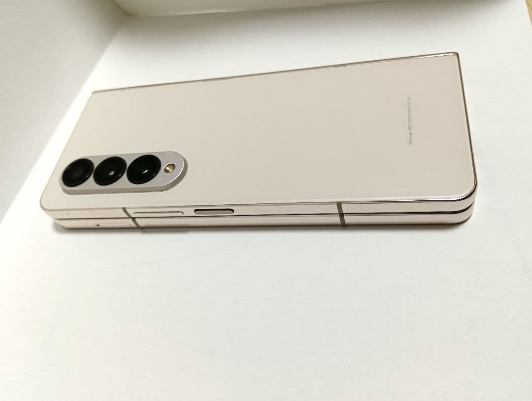 ✸値下げ✸【ジャンク】 Galaxy Z Fold4 256GB 並行輸入版