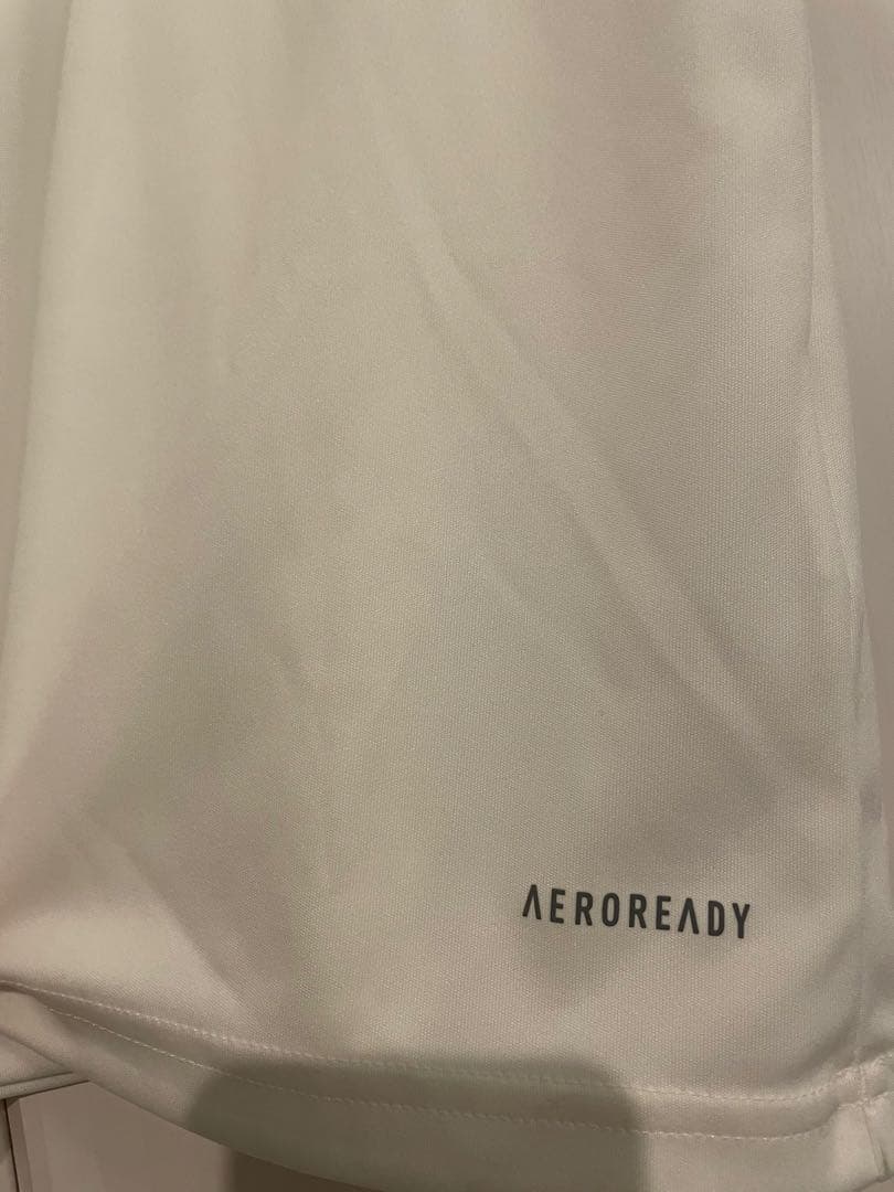 マンチェスターユナイテッド　ユニフォーム　ザークツィー　アディダス　新品未使用