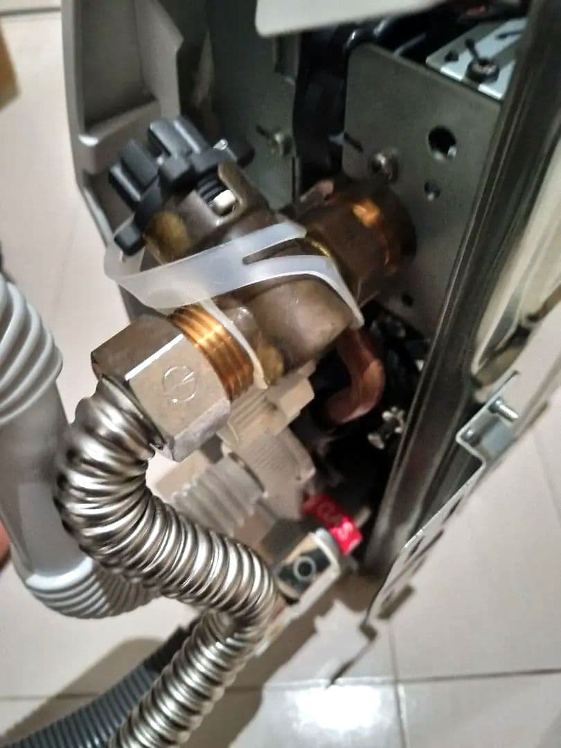 美品）ノーリツ ガス瞬間湯沸器 GQ-551MW 都市ガス用 2025年