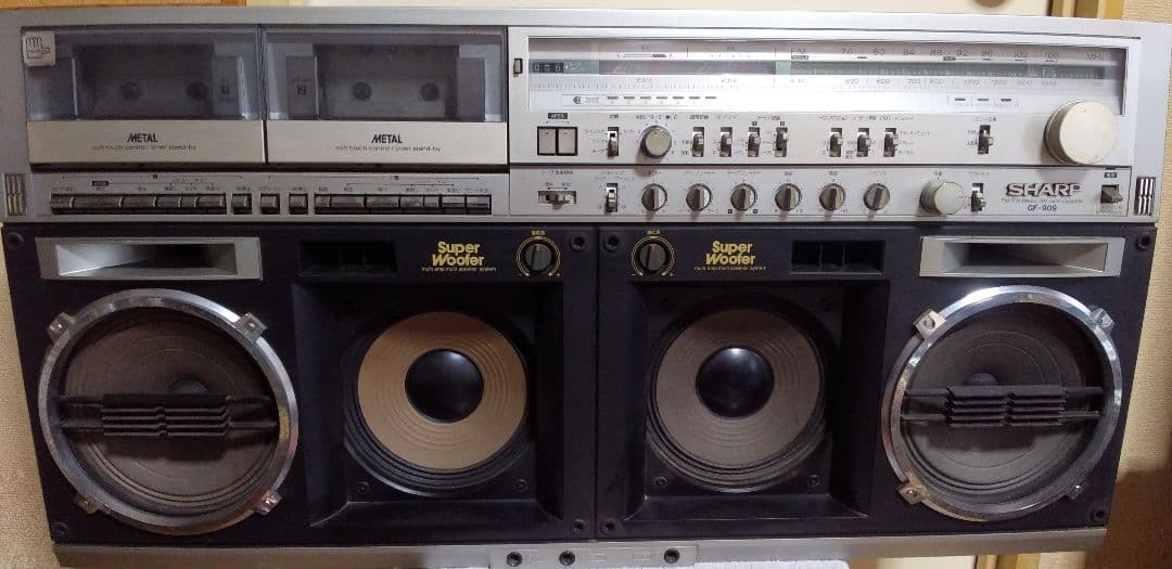希少・レトロ　SHARP GF-909 FMステレオ　AMラジオ　Wカセット