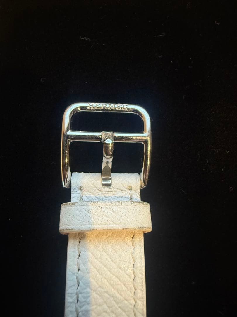 【タイムセール】売り切り最終値下げHERMES Hウォッチ　ホワイト　革ベルト
