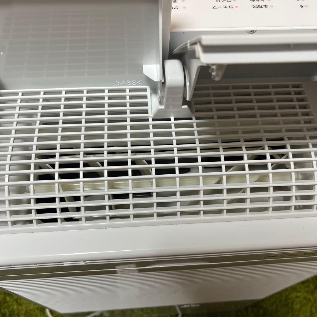 パナソニック 23年 ハイブリッド方式衣類乾燥除湿機「F-YHVX120」 美品