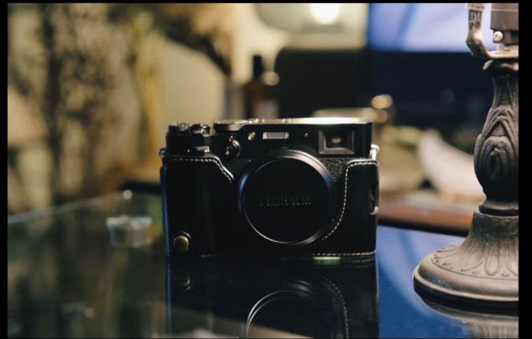 fujifilm X100V(ケース付)！