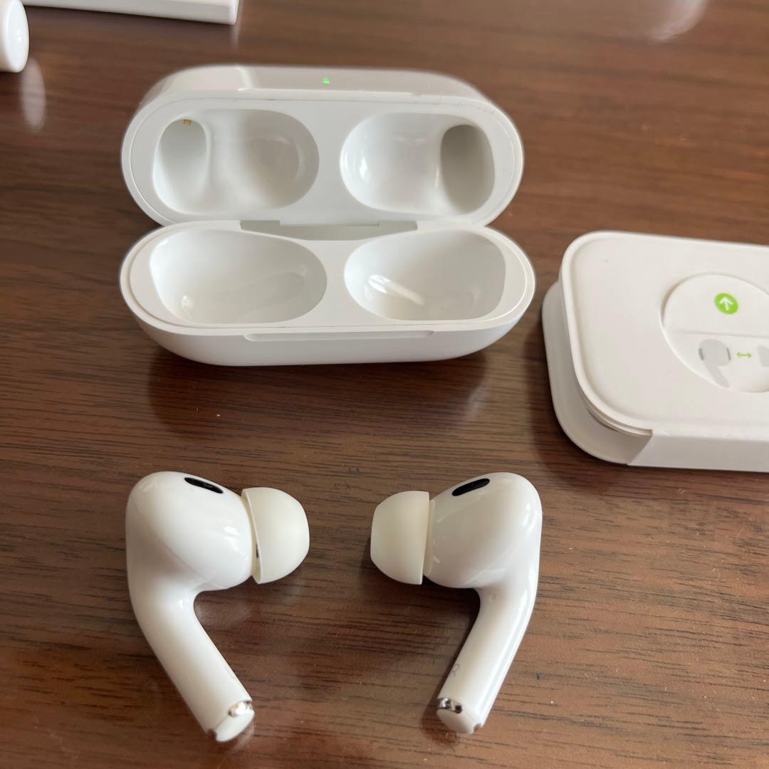 【極美品】AirPods Pro 2 本体 ＆サービスでESRケース付