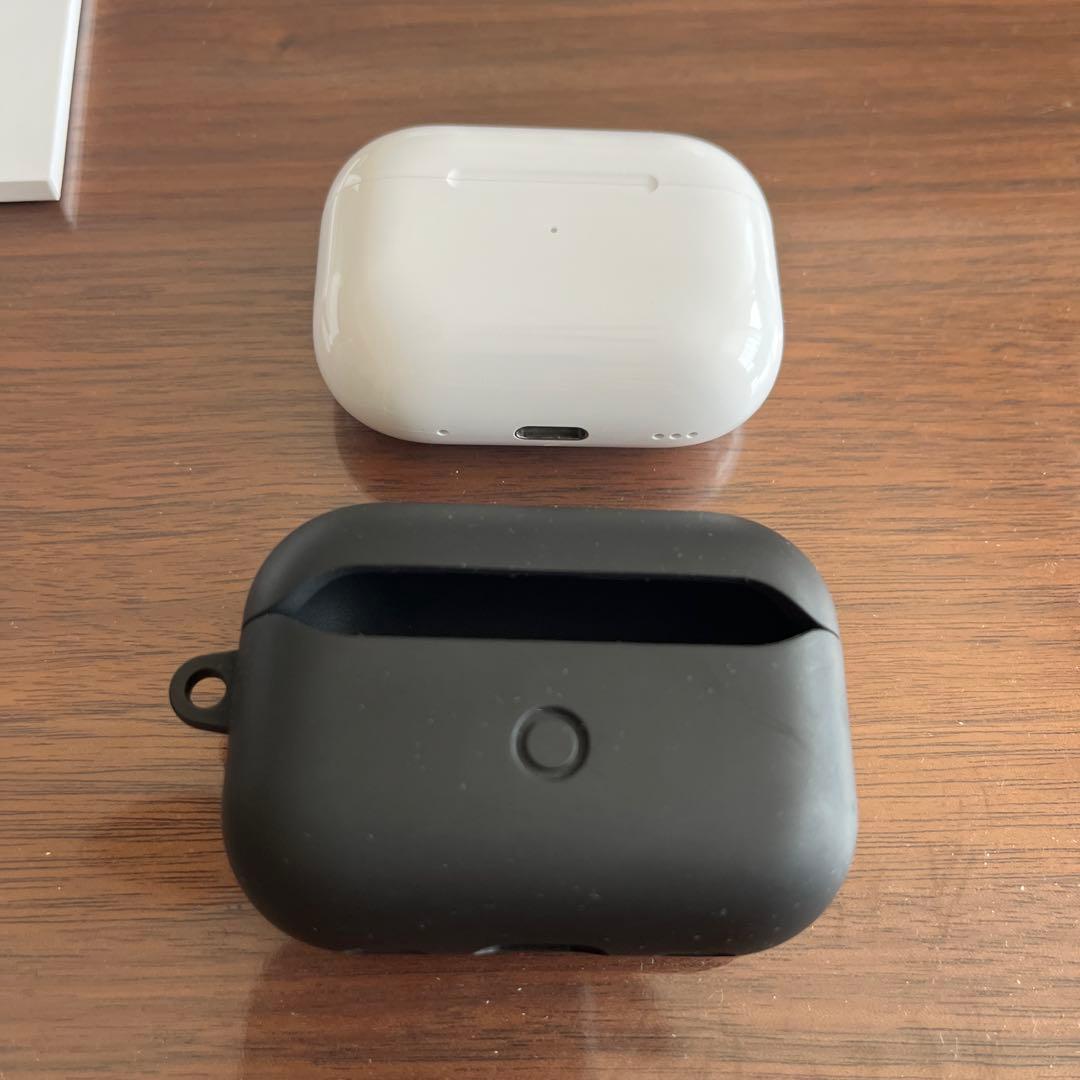 【極美品】AirPods Pro 2 本体 ＆サービスでESRケース付