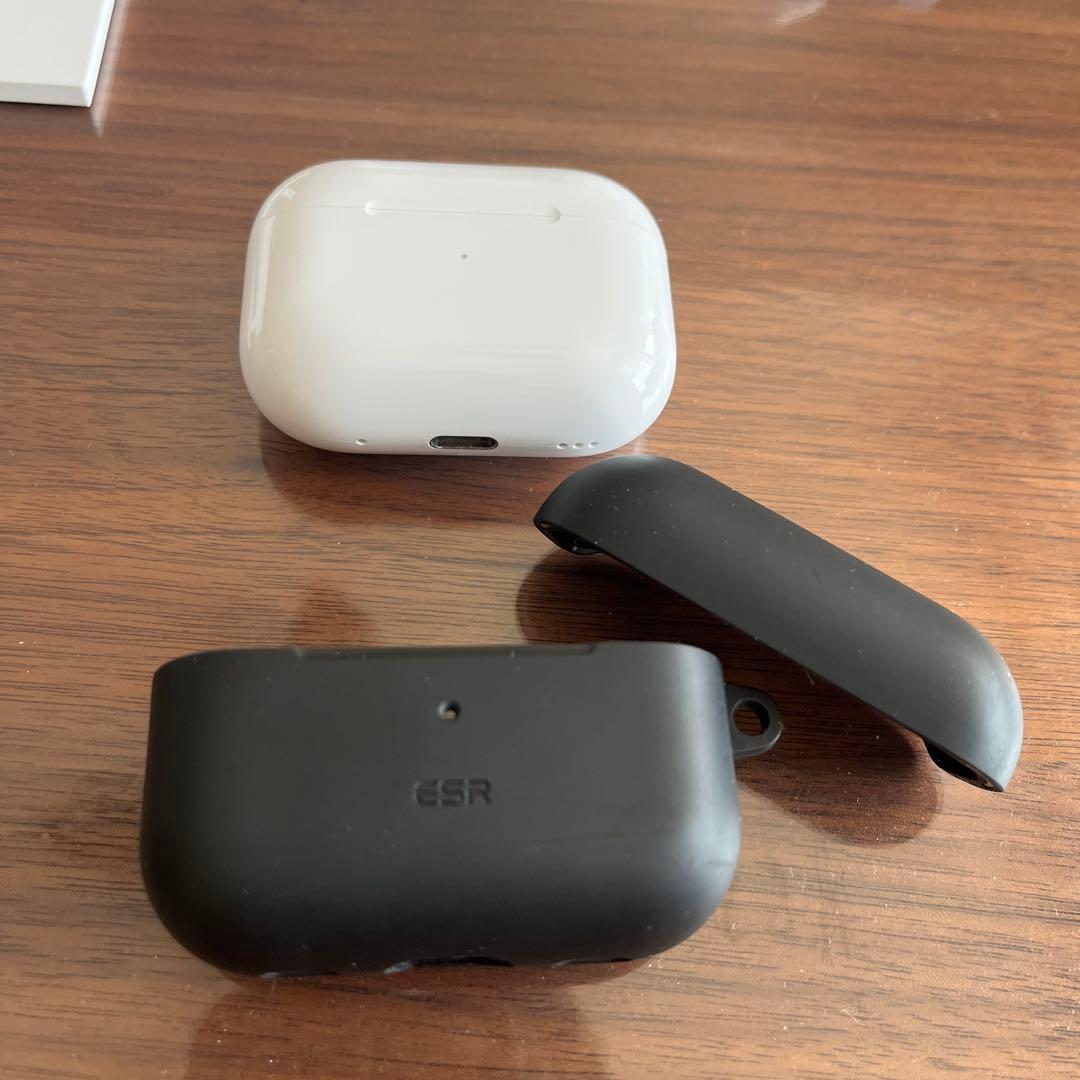 【極美品】AirPods Pro 2 本体 ＆サービスでESRケース付