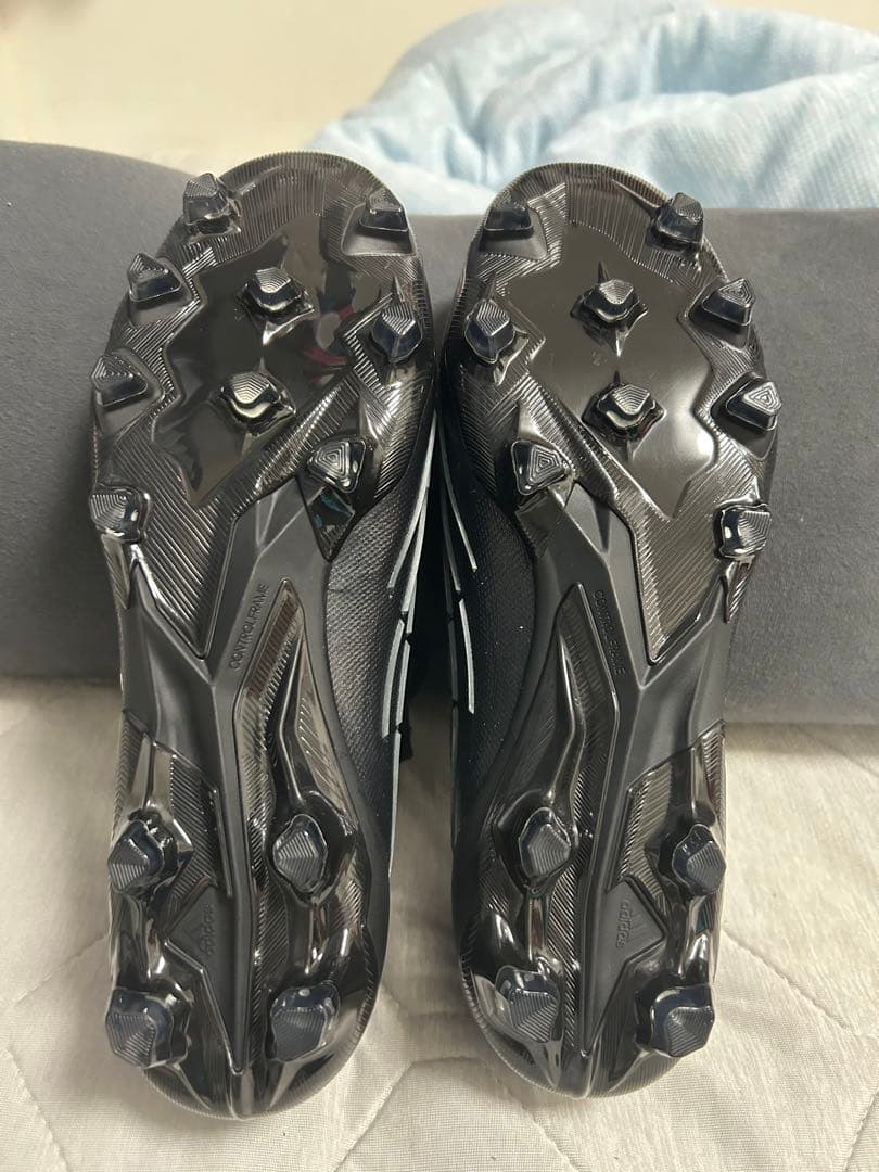 サッカースパイク プレデター エッジ.1 L ジャパンHG/AG