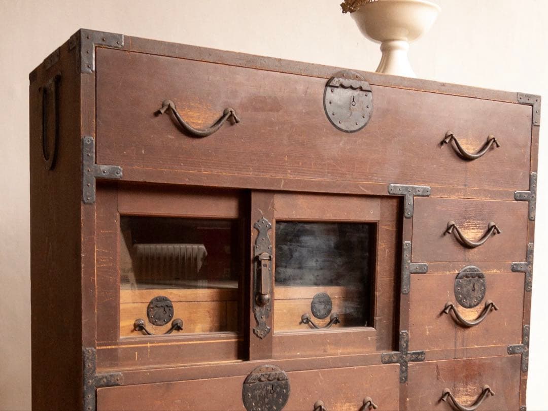 ガラス棚　和箪笥　M065　古道具　古家具　和家具　ビンテージ　アンティーク