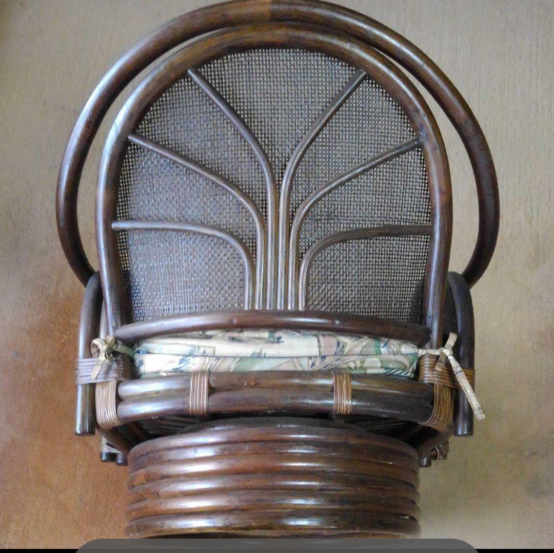 レトロ　籐製の回転式座椅子