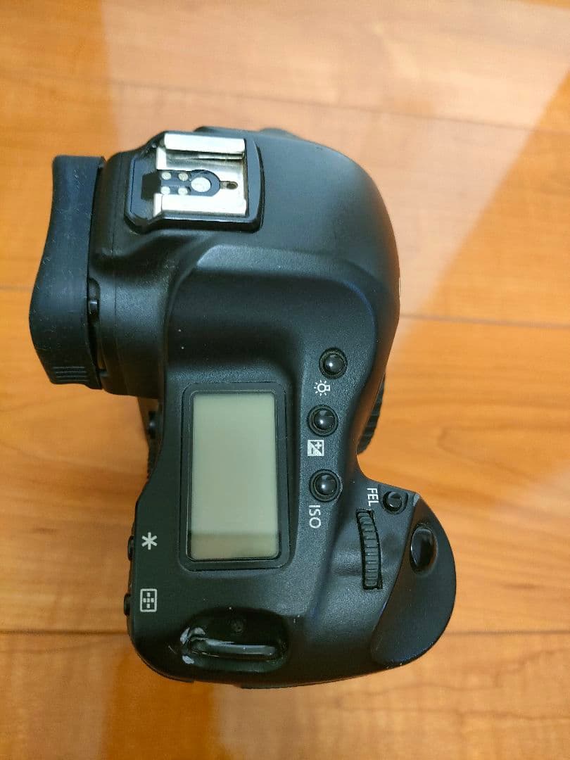 EF28-70mF2.8L+EOS-1DMarkIIIプロフェショナルセット