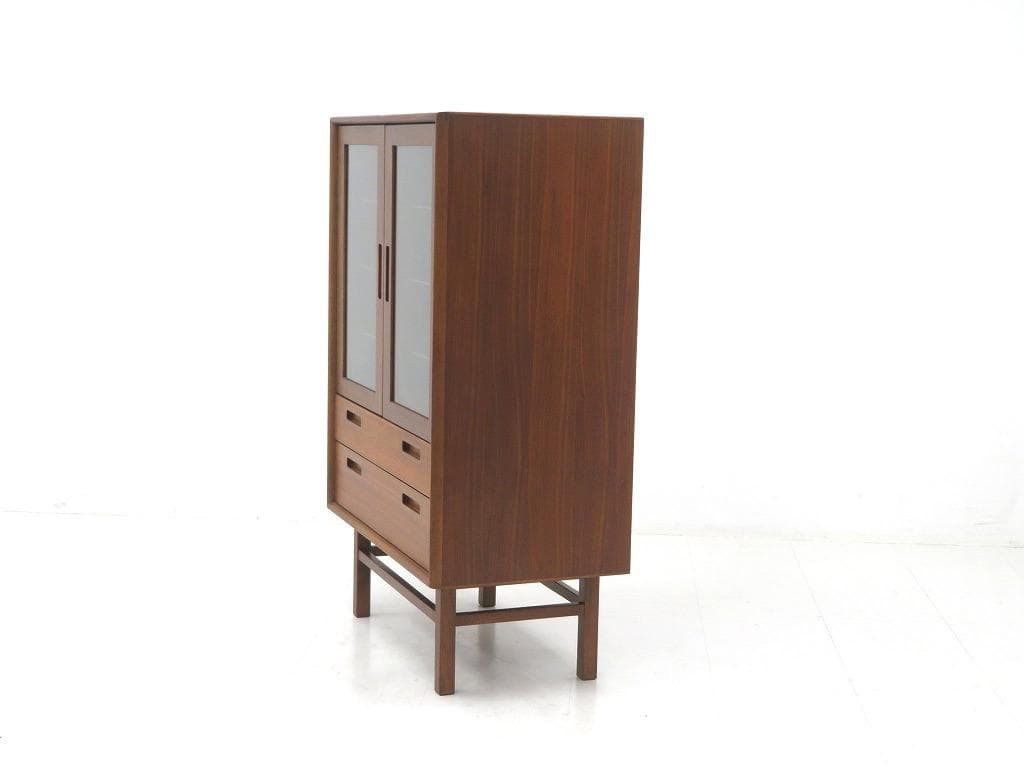 展示品　IDC大塚家具　ウォールナット　飾り棚　サイドボード　収納　キャビネット