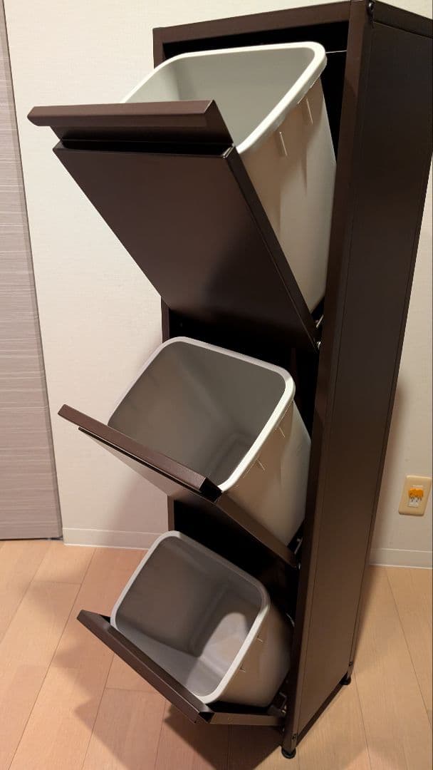 ダストボックス３段（３分別ゴミ箱）幅約34cm奥行約24.5cm高さ約127cm