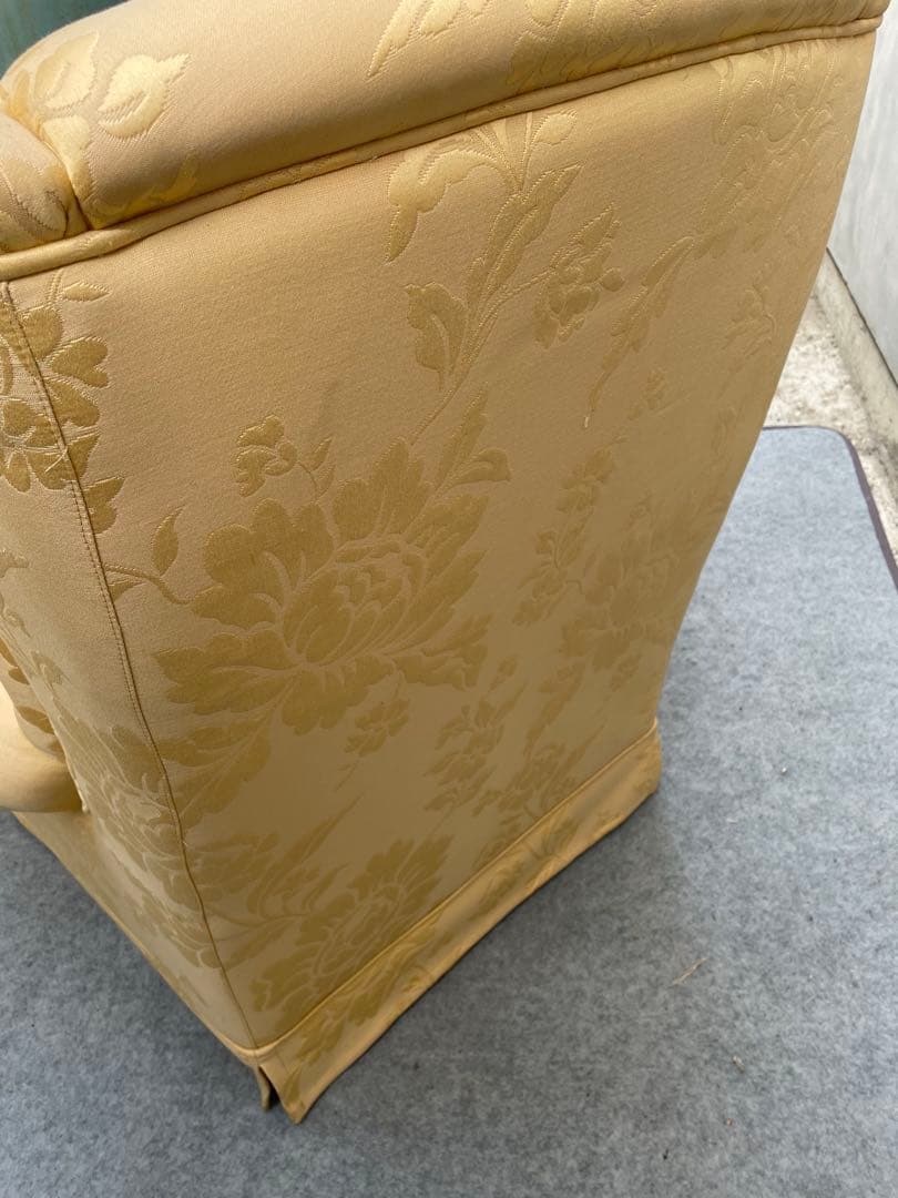 割と綺麗　メーカー不明　アンティーク？1人掛け　ソファ