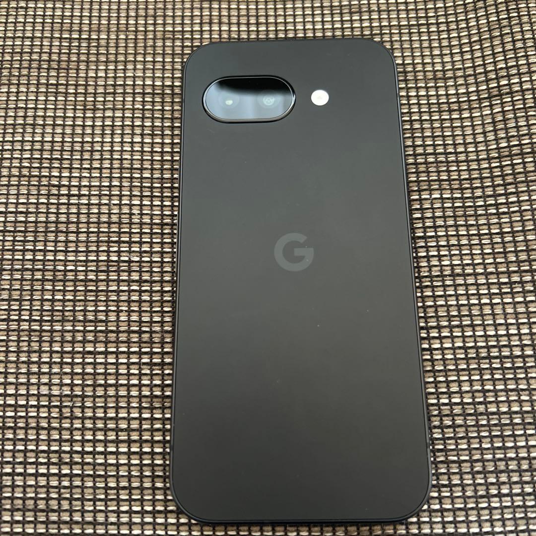 Google Pixel 9a 黒 ハイグレードガラスフィルム付き　新品同様