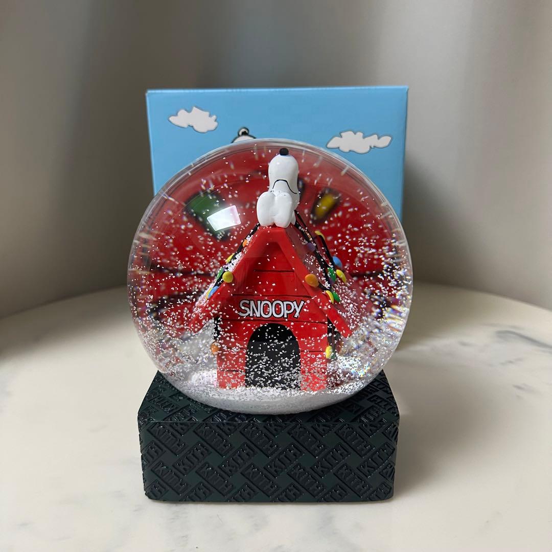 SNOOPY × KITH コラボ　スノードーム