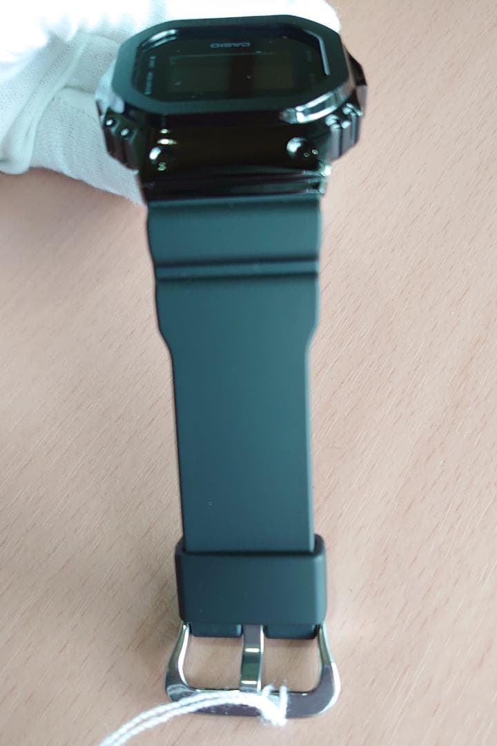 【新品】G-SHOCK メタルケース腕時計 GM-5600UB-1JF