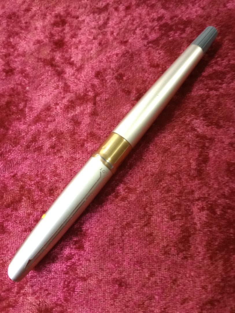 PILOT パイロット 万年筆 初代 キャップレス【C-600MW】