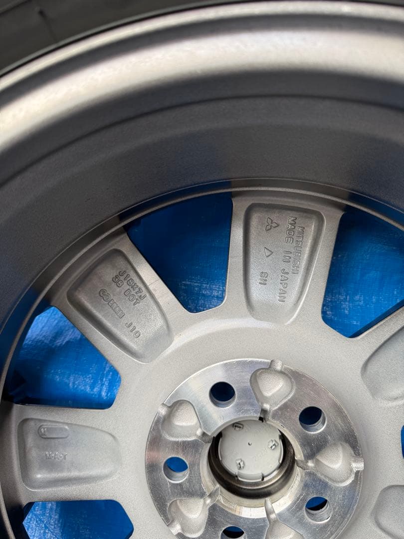 デリカD5 シャモニー　純正ホイール＆タイヤ4本セット【新車外し品】