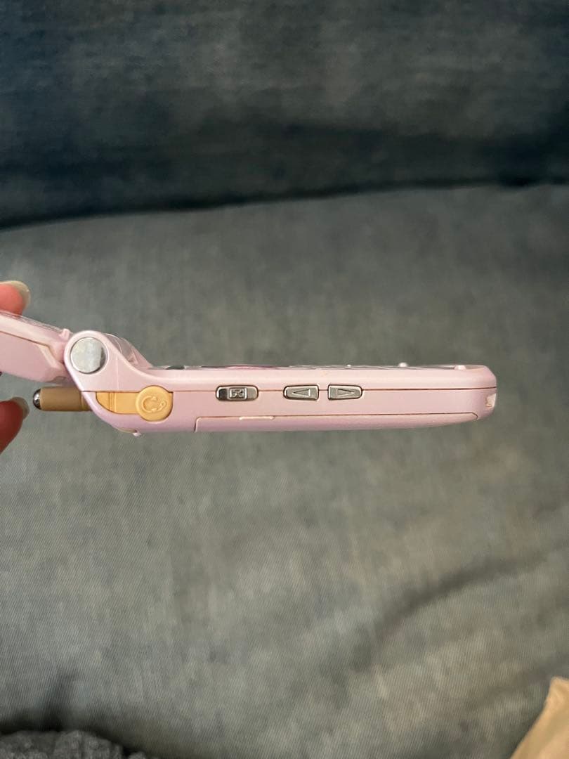 【ジャンク品】ハローキティ　ガラケー　C401SA　サンリオ