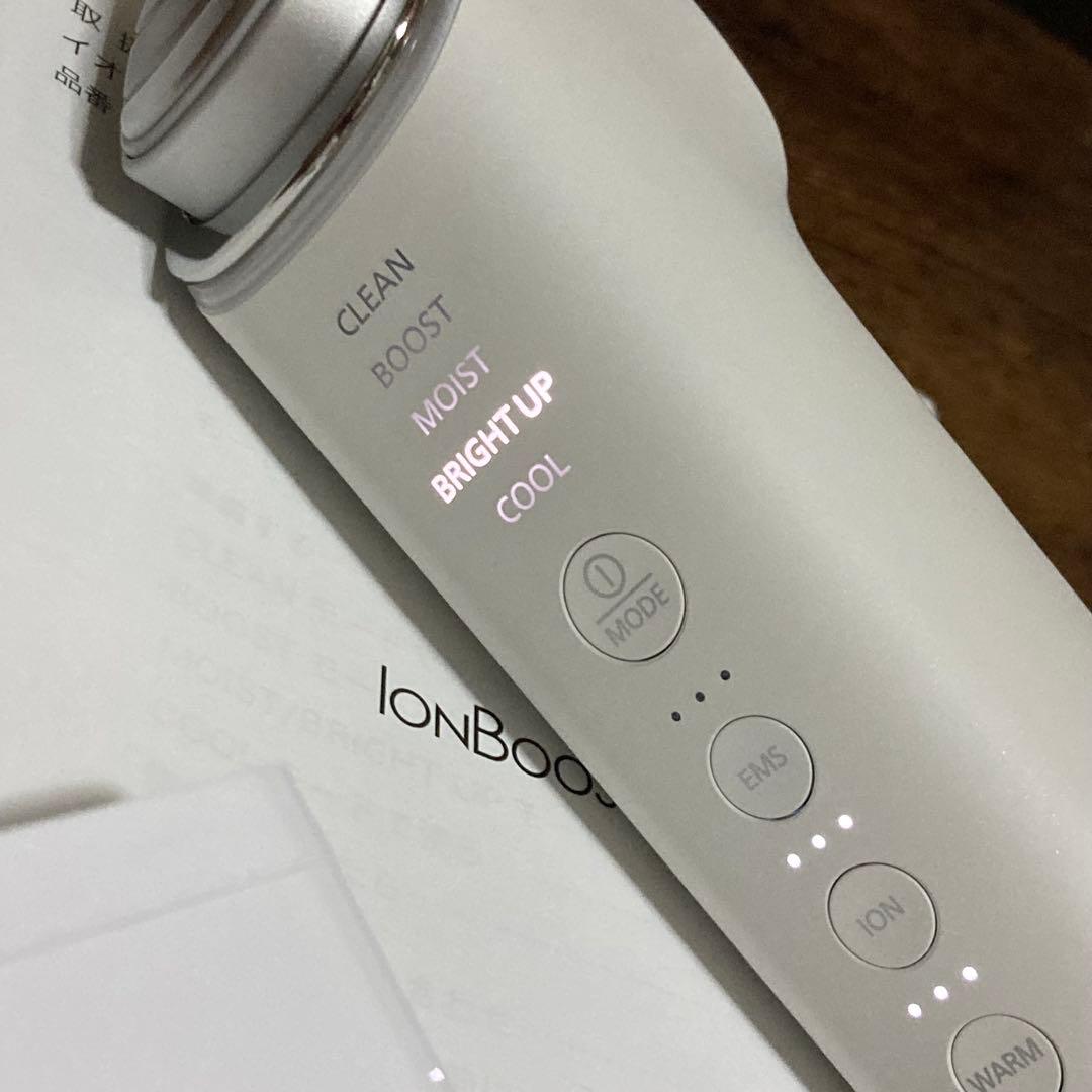 イオンブーストマルチＥＸ　IonBoost 美顔器 EH-SS85-W
