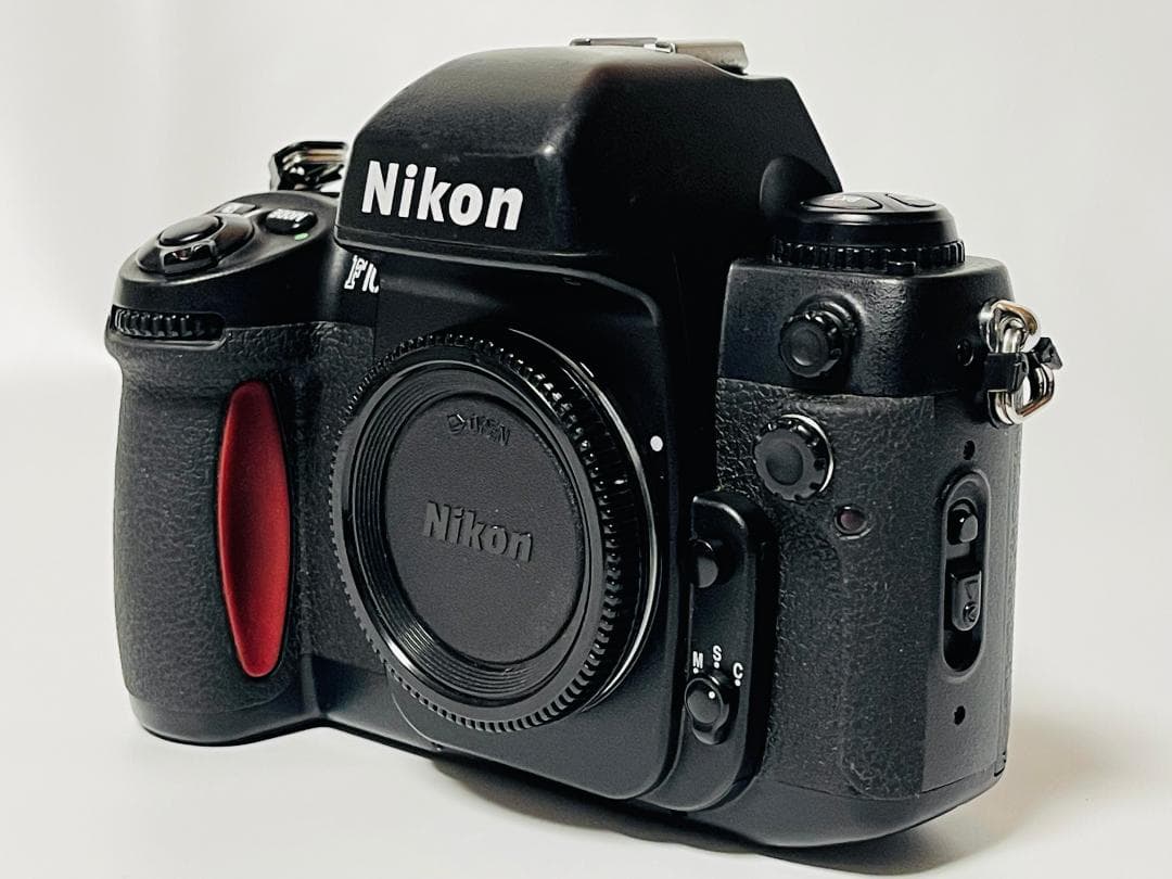 ⭐️美品⭐️NIKON ニコン F100 ボディ ブラック 黒 名作 フィルム