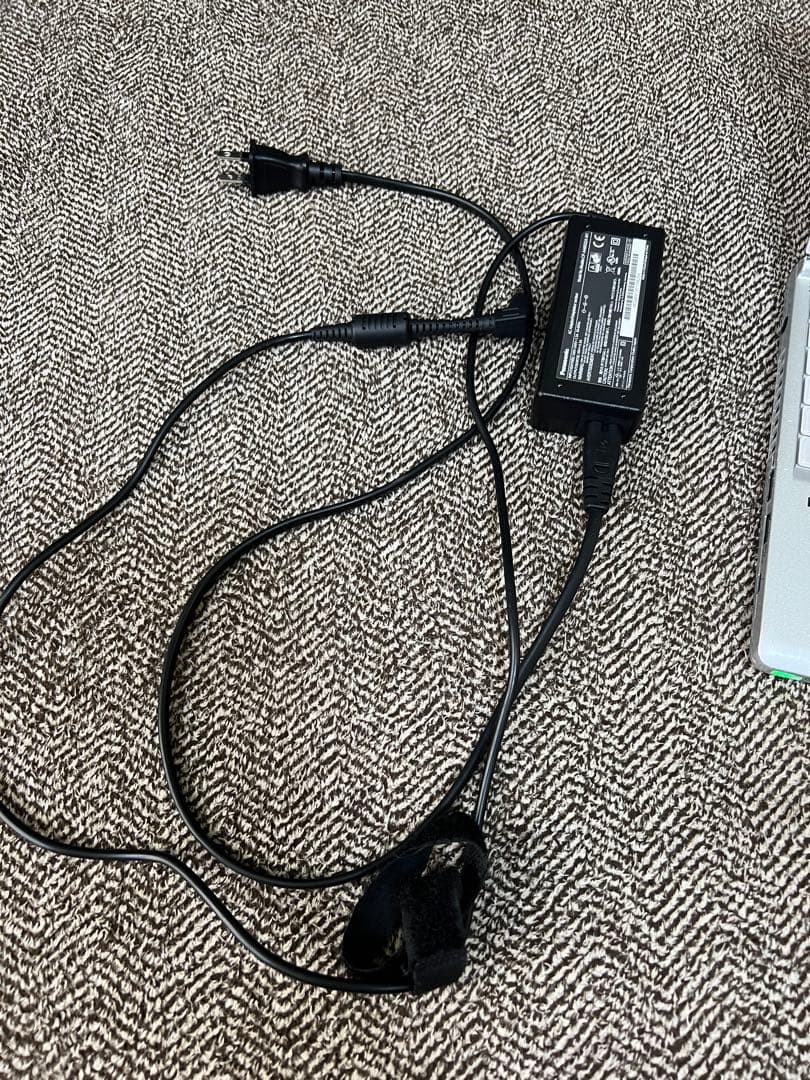 レッツノート　Panasonic CF-SV9RDLVS