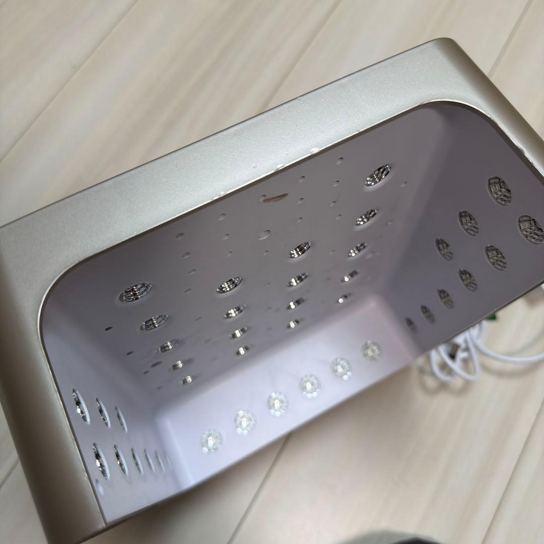 TOY’s INITY ネイル用 LEDライト UVライト 動作確認済み