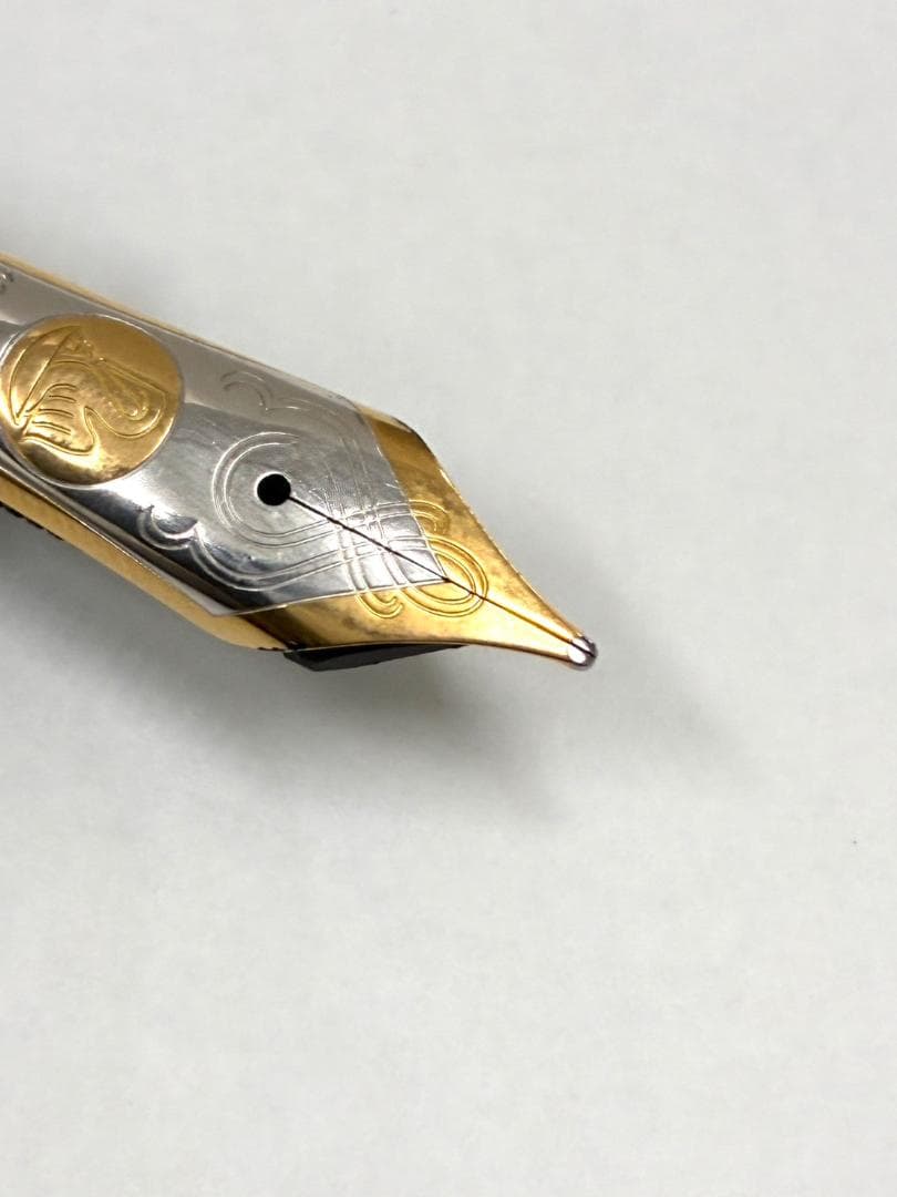 26S1-039 PELICAN ペリカン 万年筆 スーベレーン Ｍ800 箱付