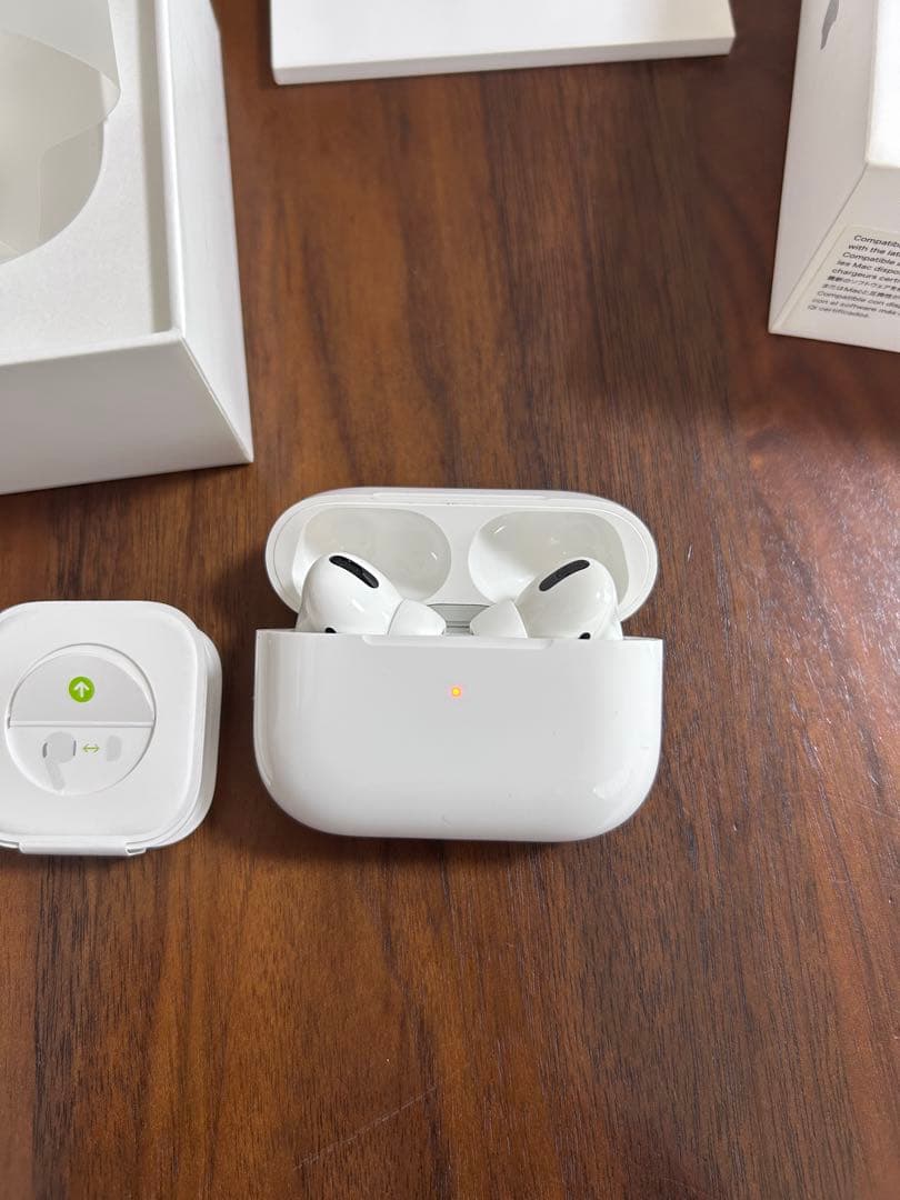 【外観美品】Apple AirPods Pro MWP22J/A 本文確認願い