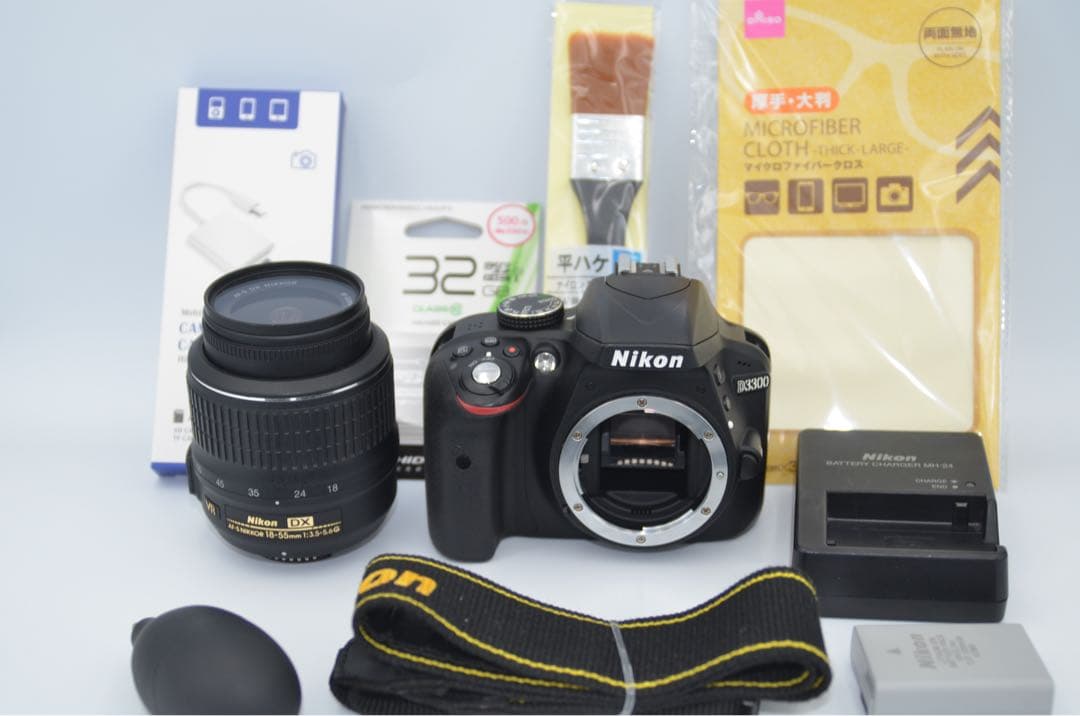 Nikon D3300 デジタル一眼レフカメラ