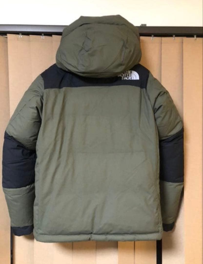 THE NORTH FACE フード付きダウンジャケット M