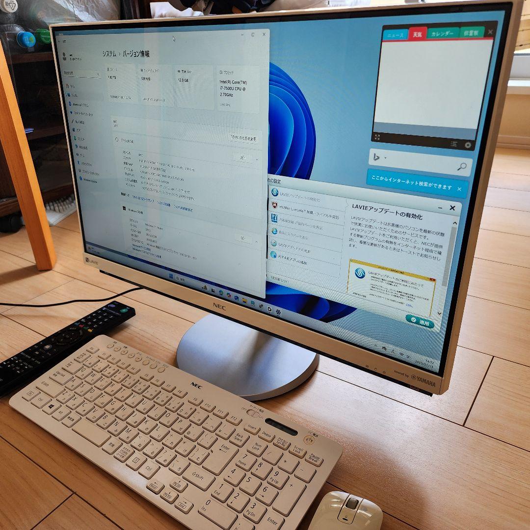 24インチ一体型PC NEC LAVIE PC-DA770HAW 　Win11