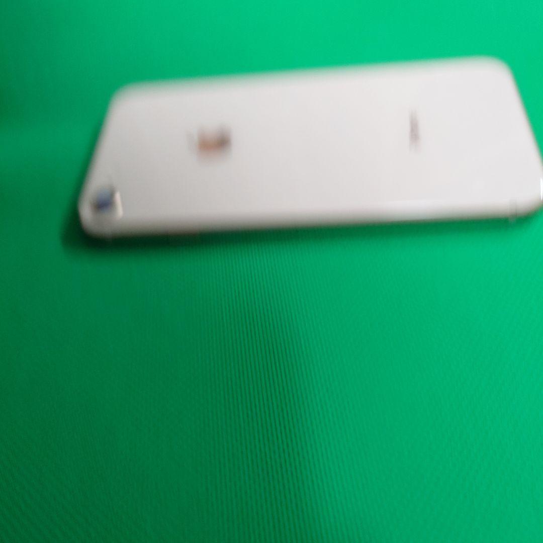 【新品品質/即発送】iPhone 8 バッテリー100% 64GB SIMフリー