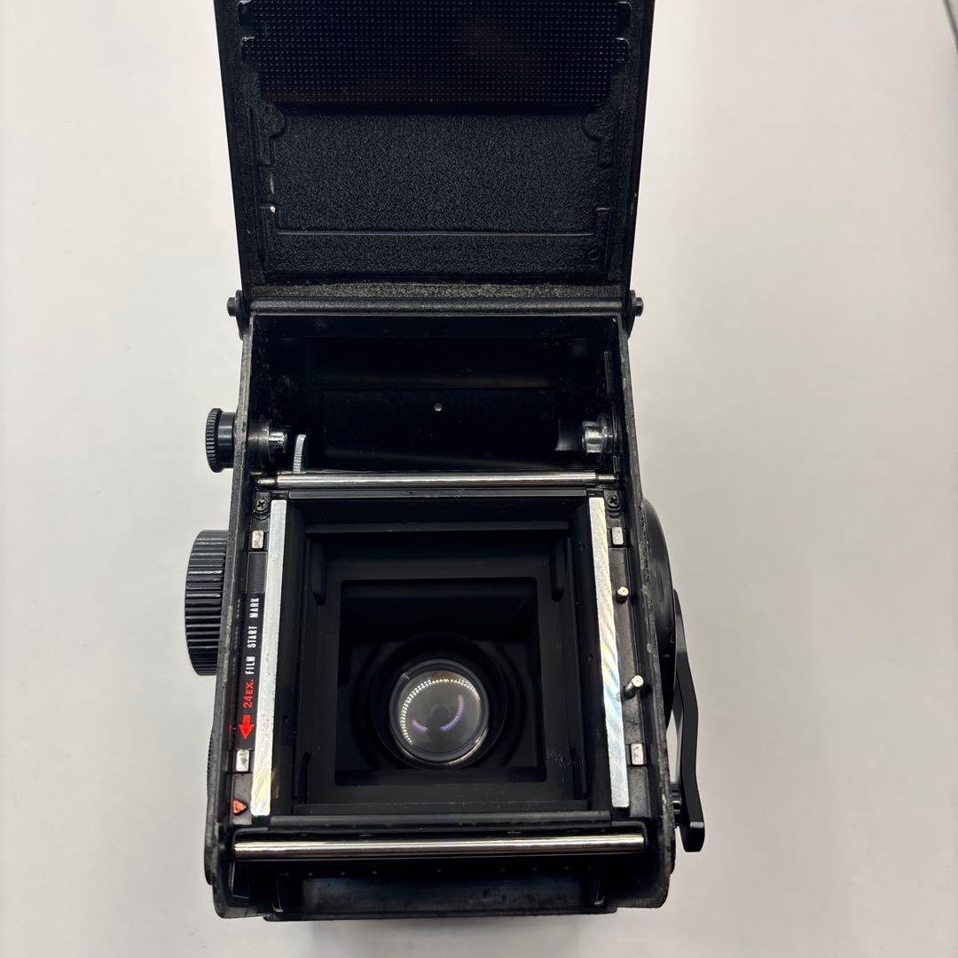 ジャンク品のYASHICA Mat-124 G