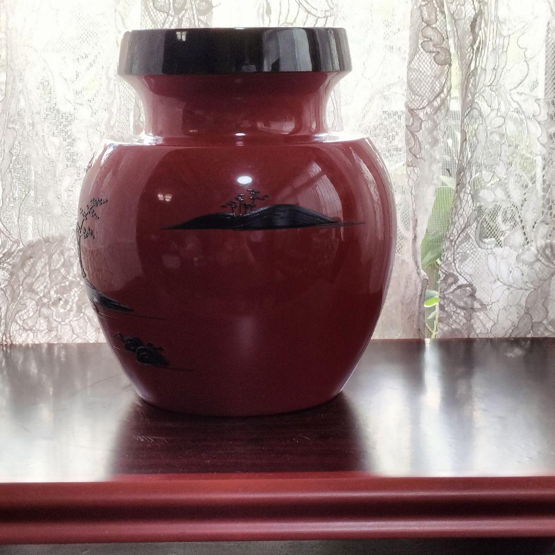 琉球漆器　飾り壷　角萬漆器　朱赤　黒　花瓶　螺鈿蒔絵