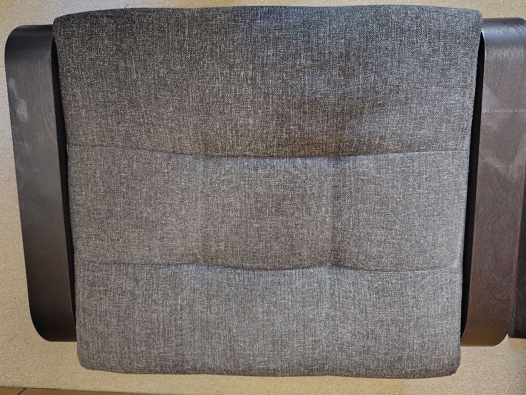 POANG ポエング オッドマン付 1人掛けソファ　1人掛けチェア