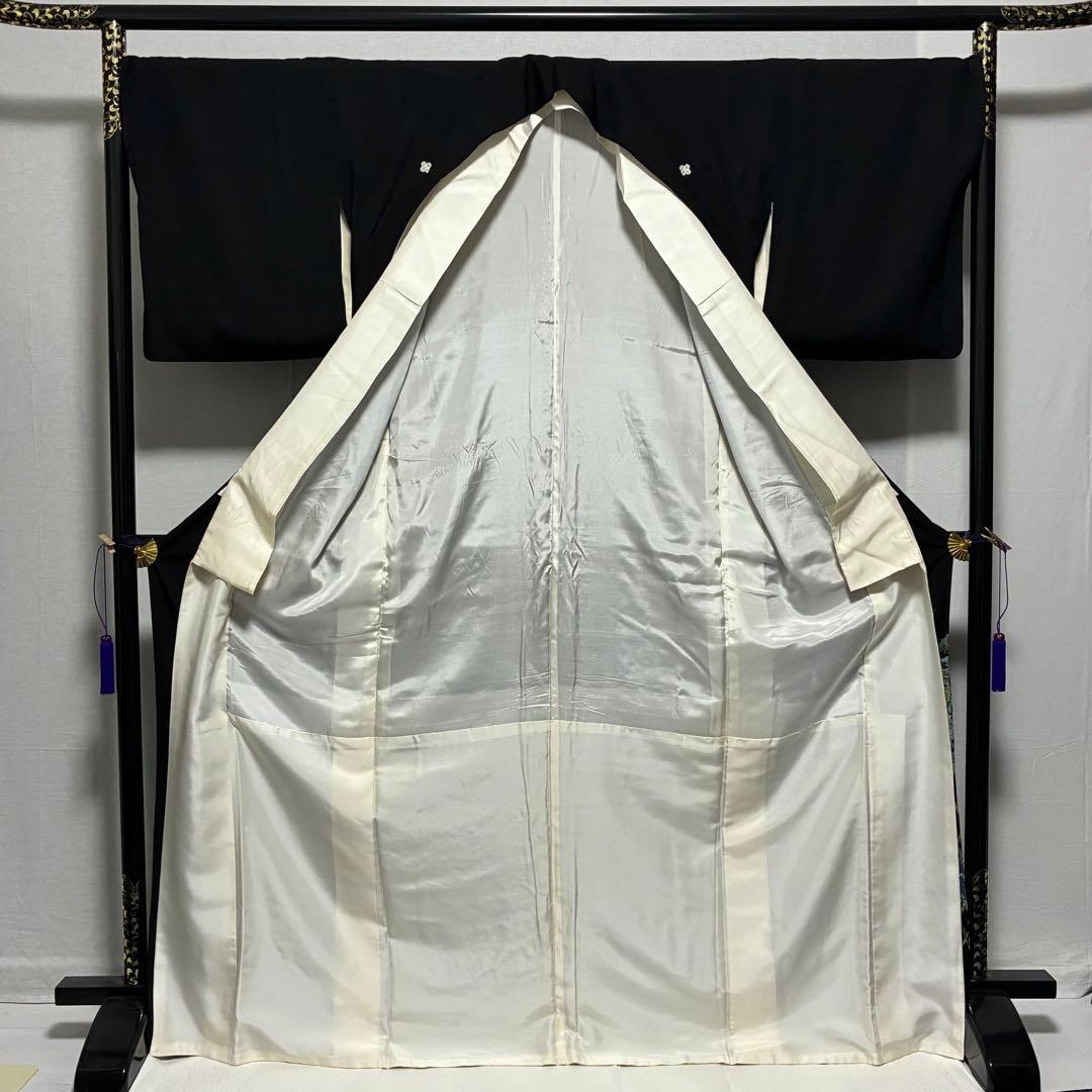 D6 黒留袖 総刺繍 蘇州刺繍 花模様 正絹 着物 袷 美品