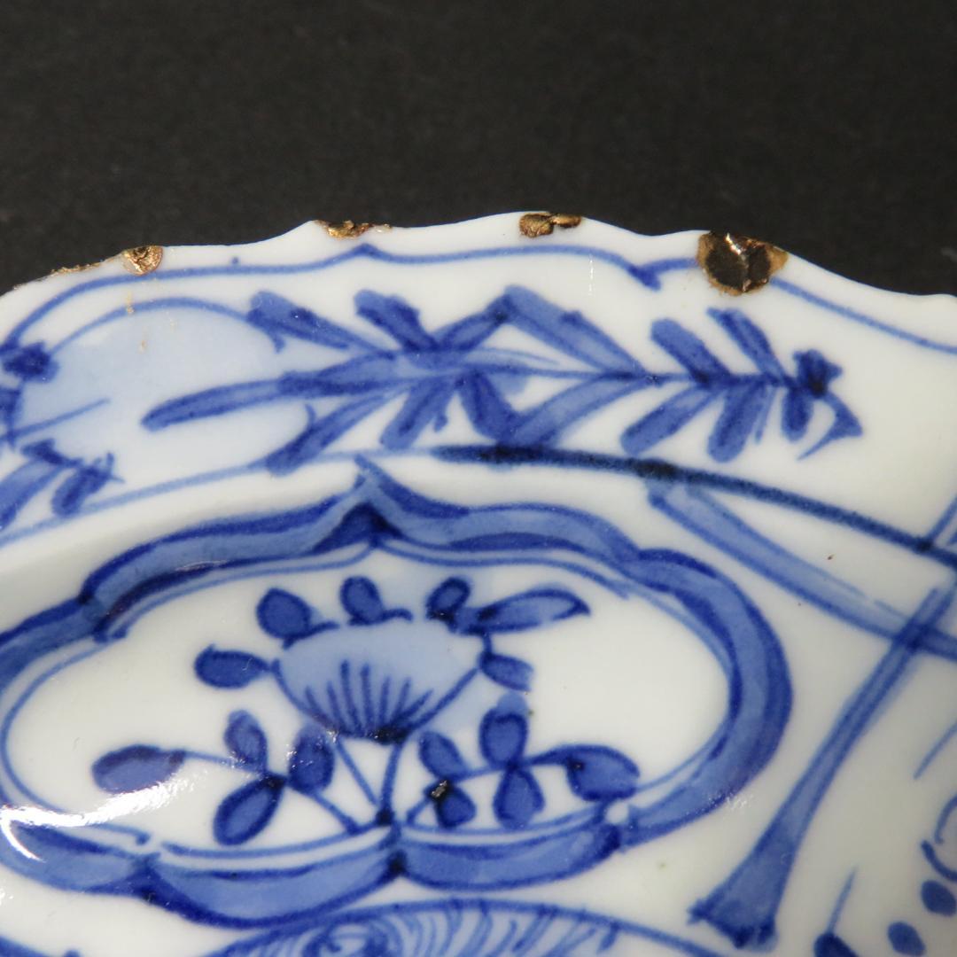 染付 小皿 皿 古伊万里 飛蝗文様 江戸 歪み 欠け 芙蓉手 A傷少な目