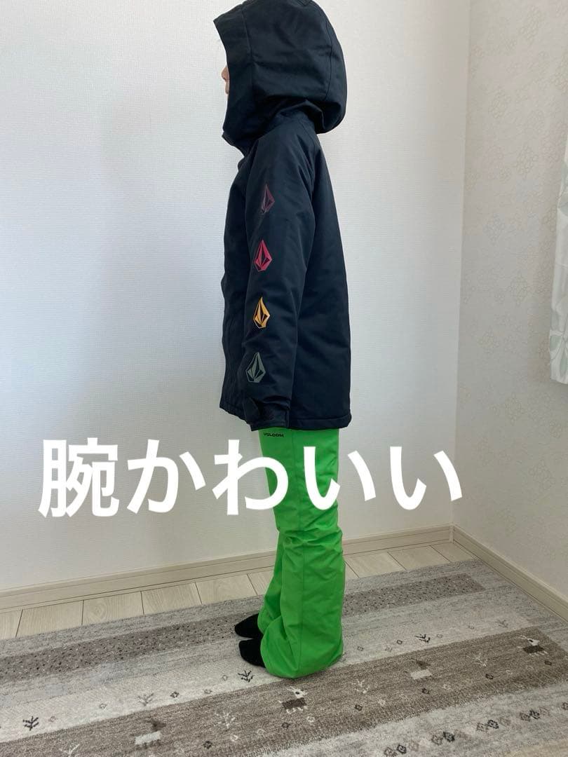 ボルコム　キッズウエア　XSかＳ