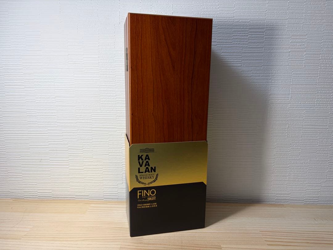 【新品未開栓】KAVALAN FINO ウイスキー 700ml 木箱入り⑤