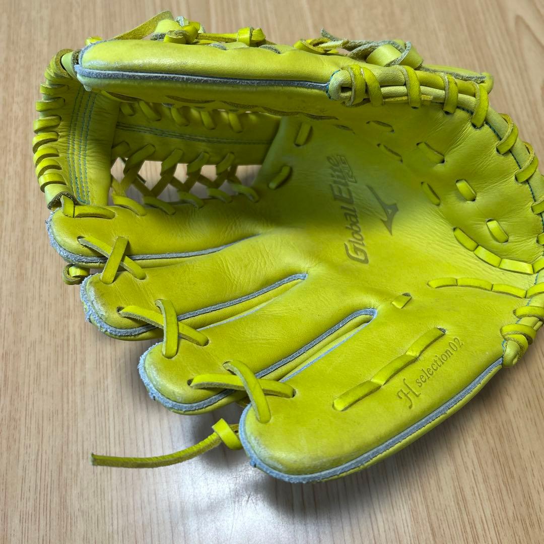 Mizuno Helcaton 02 硬式グローブ イエロー