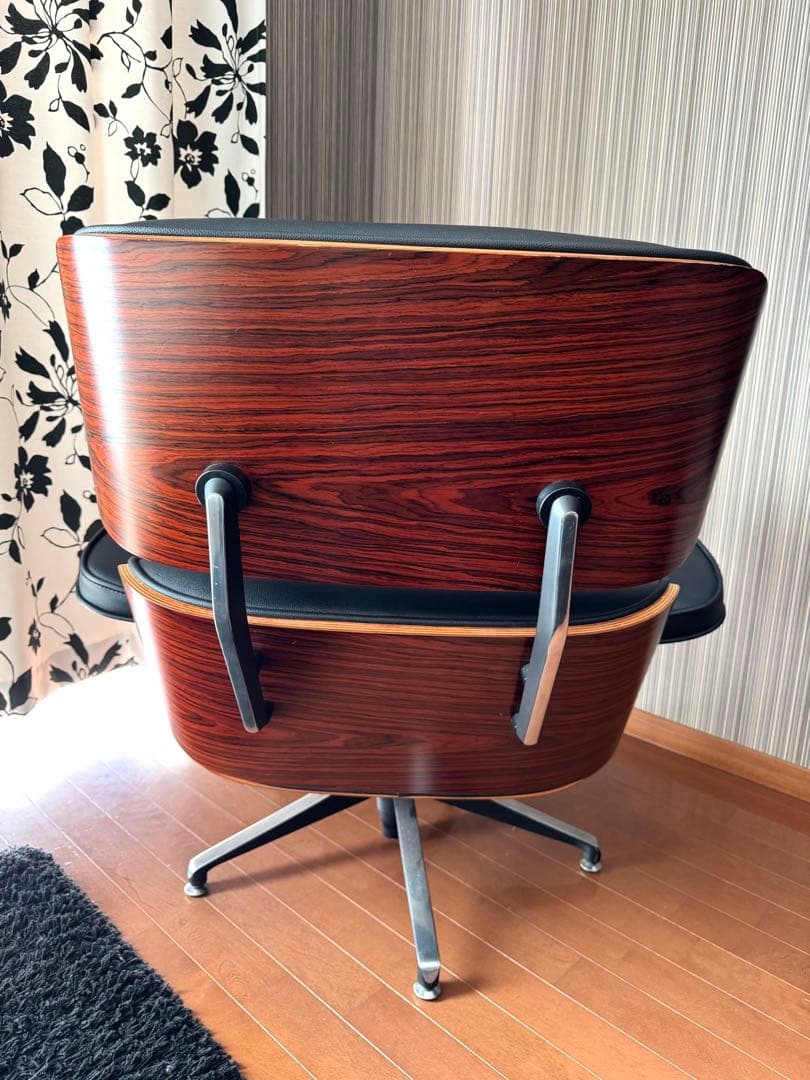 【美品】 イームズ リプロダクト ラウンジチェア アームチェア オットマン付き